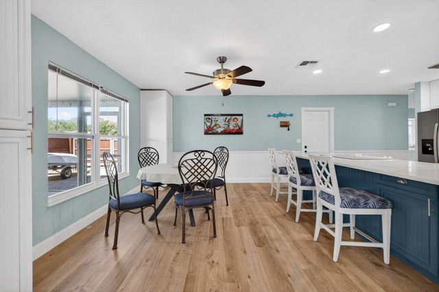 150 9th Court, Vero Beach, FL 32962
