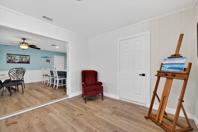 150 9th Court, Vero Beach, FL 32962