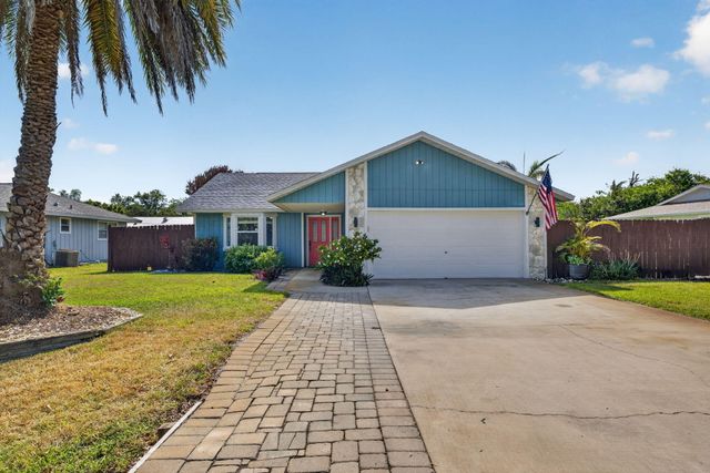 150 9th Court, Vero Beach, FL 32962