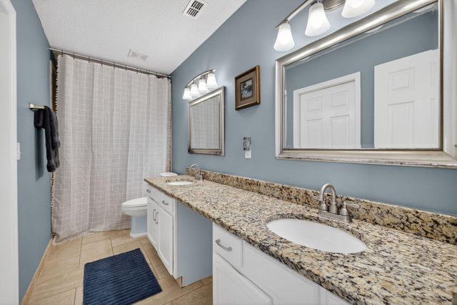 150 9th Court, Vero Beach, FL 32962