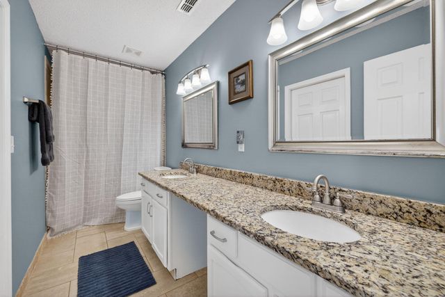 150 9th Court, Vero Beach, FL 32962