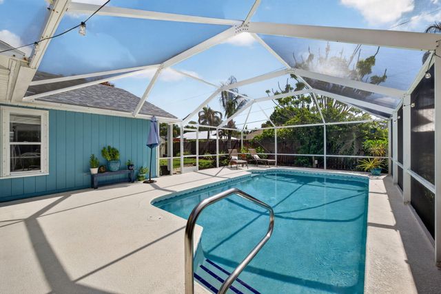 150 9th Court, Vero Beach, FL 32962