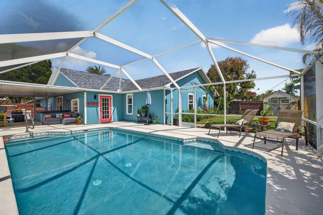 150 9th Court, Vero Beach, FL 32962