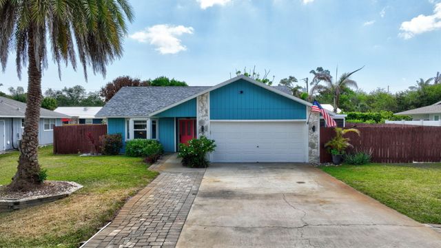 150 9th Court, Vero Beach, FL 32962