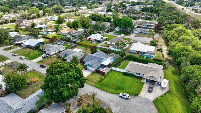 150 9th Court, Vero Beach, FL 32962