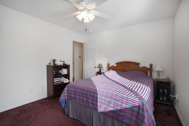 524 Hartman Drive SW, Albuquerque, NM 87121