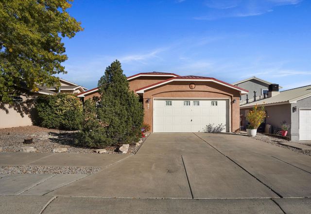 524 Hartman Drive SW, Albuquerque, NM 87121