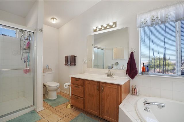 524 Hartman Drive SW, Albuquerque, NM 87121