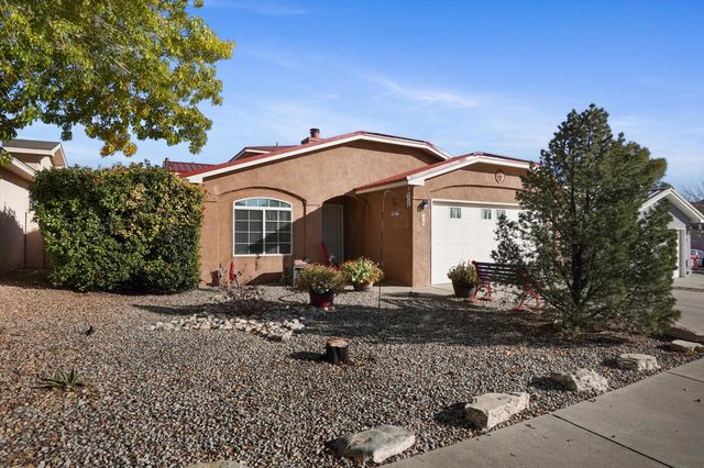 524 Hartman Drive SW, Albuquerque, NM 87121