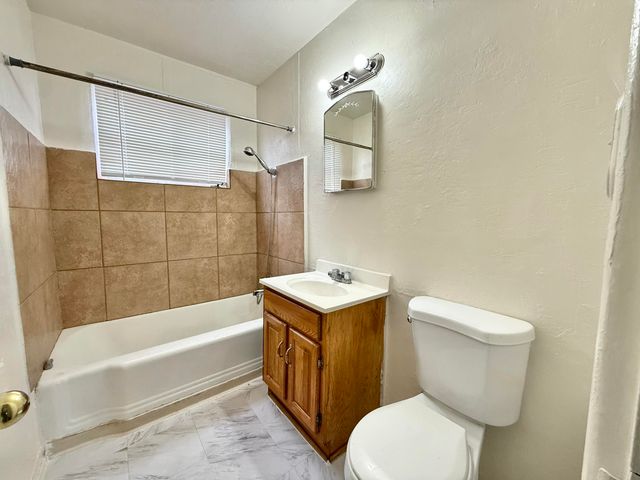 236 San Pablo Street NE, Albuquerque, NM 87108