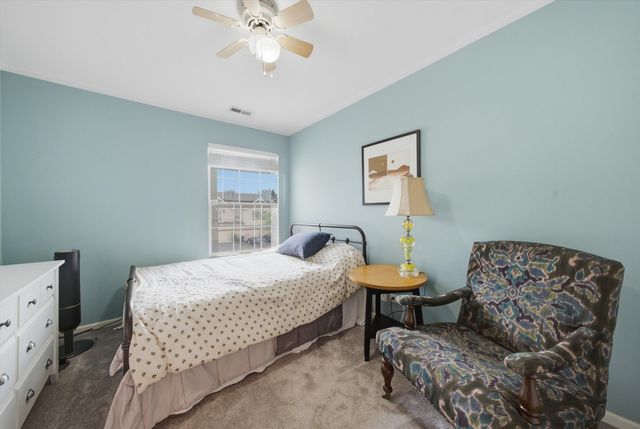 2353 Georgetown Circle, Aurora, IL 60503