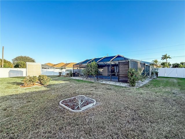 1907 SE 6th TER, Cape Coral, FL 33990