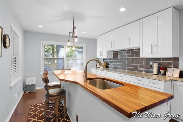 1613 Lotus Avenue, Grand Rapids, MI 49506