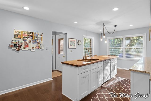 1613 Lotus Avenue, Grand Rapids, MI 49506