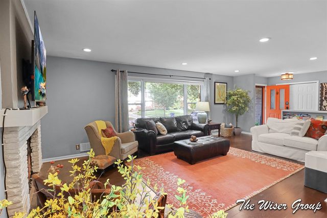 1613 Lotus Avenue, Grand Rapids, MI 49506