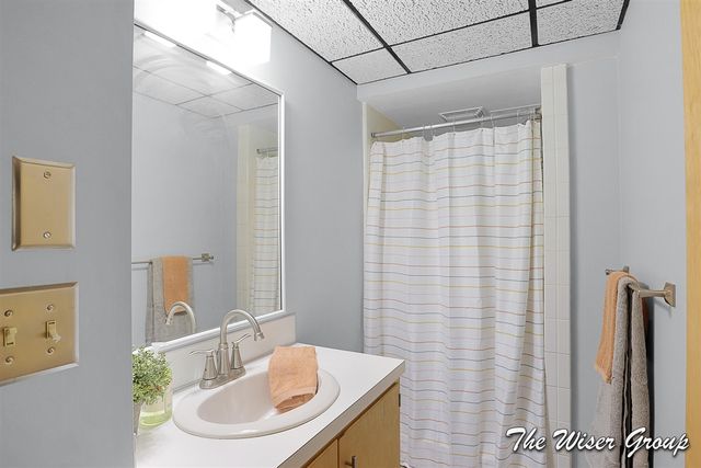 1613 Lotus Avenue, Grand Rapids, MI 49506
