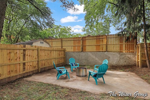 1613 Lotus Avenue, Grand Rapids, MI 49506