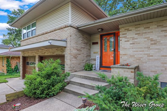 1613 Lotus Avenue, Grand Rapids, MI 49506