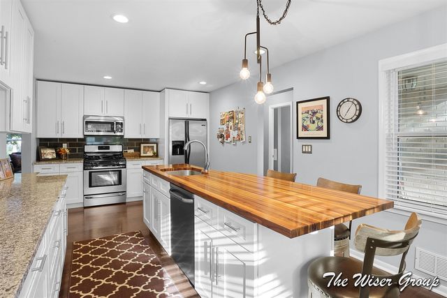 1613 Lotus Avenue, Grand Rapids, MI 49506