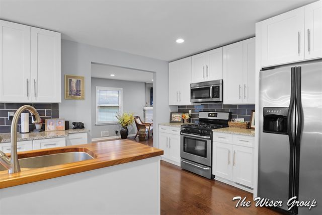 1613 Lotus Avenue, Grand Rapids, MI 49506