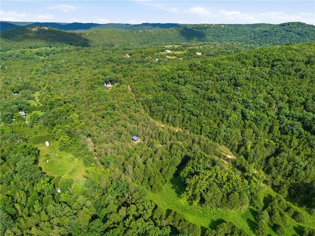 19010 Highway 62, Eureka Springs, AR 72631