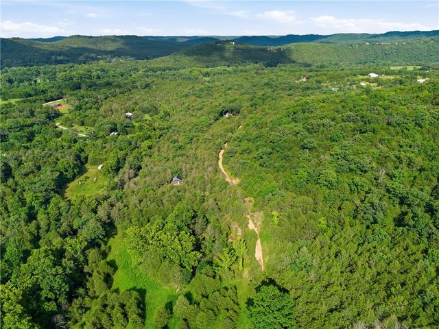 19010 Highway 62, Eureka Springs, AR 72631