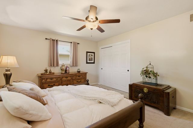 504 N Ridge Way Rd, Rose Hill, KS 67133