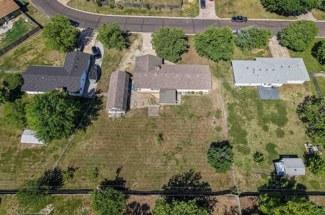 504 N Ridge Way Rd, Rose Hill, KS 67133
