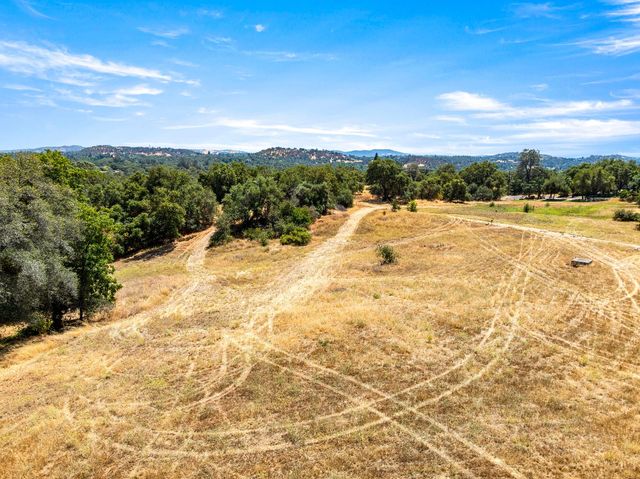 1511 Sisley Rd, Penryn, CA 95663