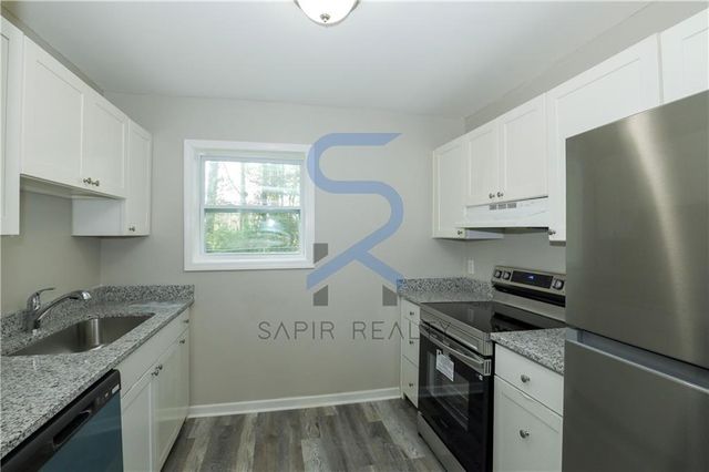 166 Anderson Avenue NW B17, Atlanta, GA 30314