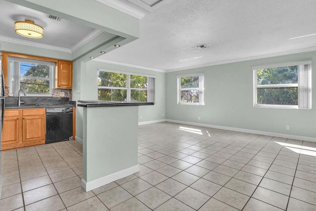 3440 NE 16th Terrace, Pompano Beach, FL 33064