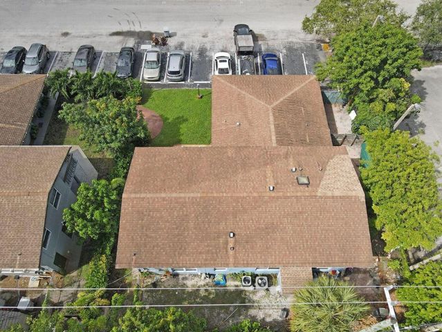 3440 NE 16th Terrace, Pompano Beach, FL 33064