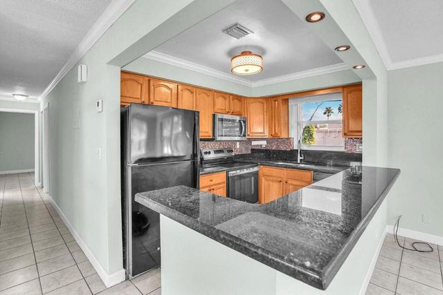 3440 NE 16th Terrace, Pompano Beach, FL 33064