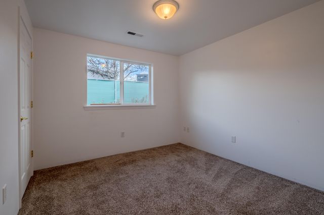 2335 New Haven Drive, Central Point, OR 97502