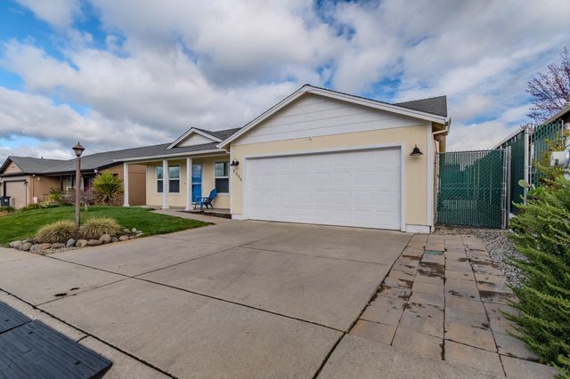 2335 New Haven Drive, Central Point, OR 97502