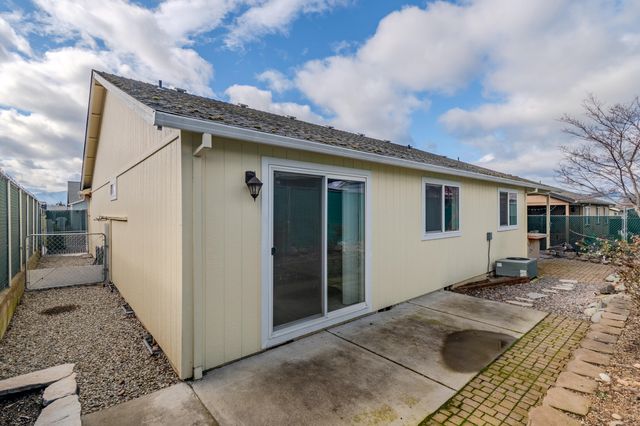 2335 New Haven Drive, Central Point, OR 97502