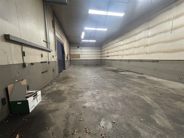 9350 Shaver Road, Portage, MI 49024