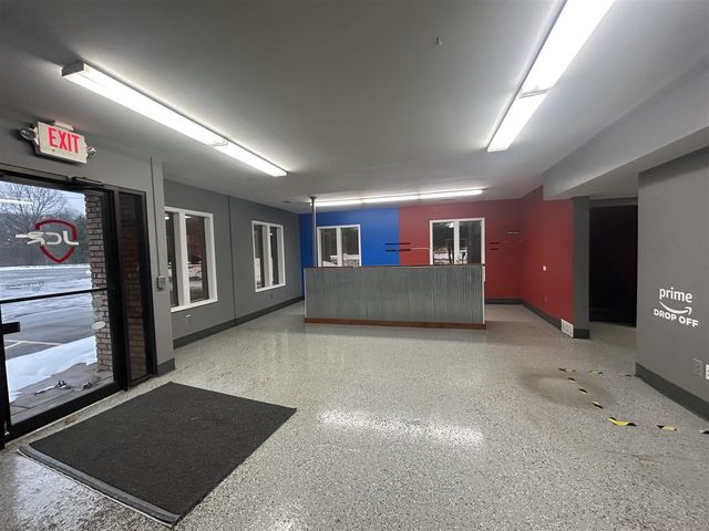9350 Shaver Road, Portage, MI 49024