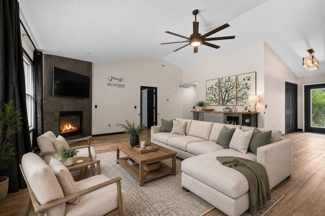 506 W Osterhout Avenue, Portage City, MI 49024