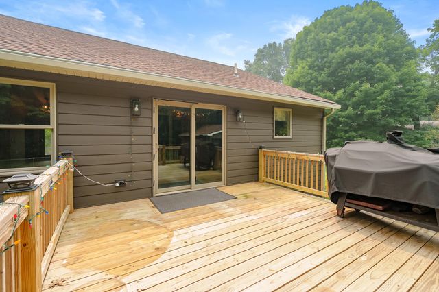 506 W Osterhout Avenue, Portage City, MI 49024