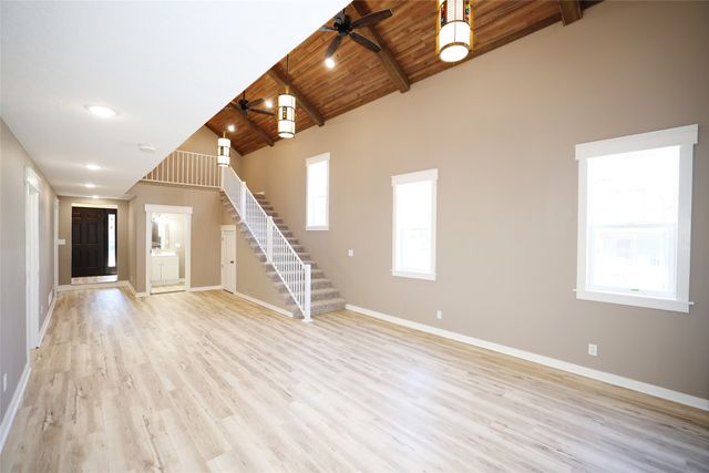 208 W 5th Street, Woodward, IA 50276