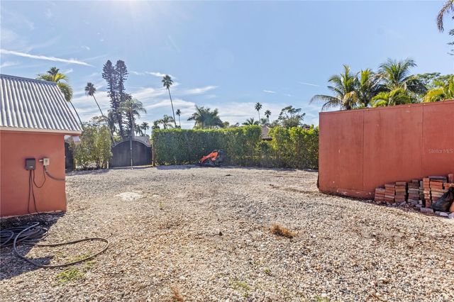 7810 SENRAB DRIVE, Bradenton, FL 34209
