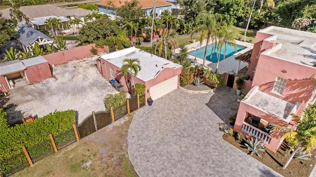 7810 SENRAB DRIVE, Bradenton, FL 34209