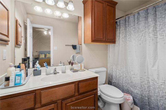 1198 Jones Butler Road 1001, College Station, TX 77840