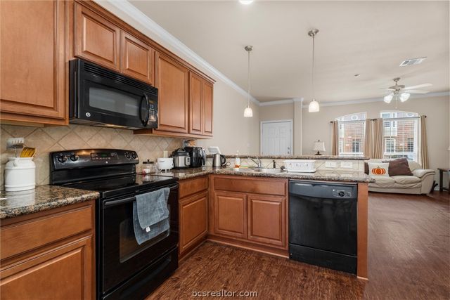 1198 Jones Butler Road 1001, College Station, TX 77840
