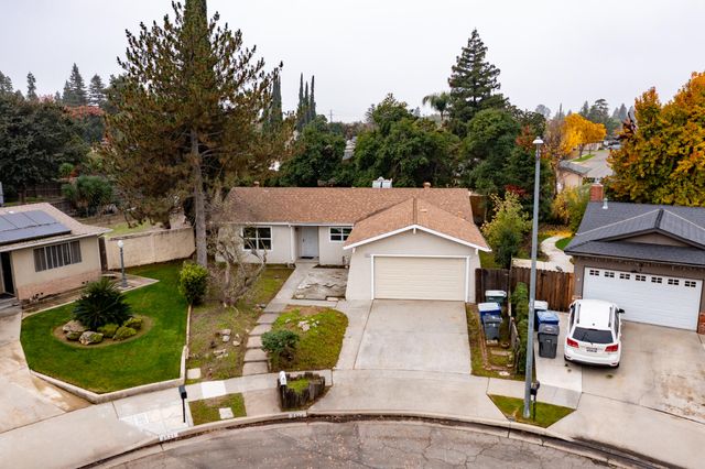 6075 N Selland Avenue, Fresno, CA 93711