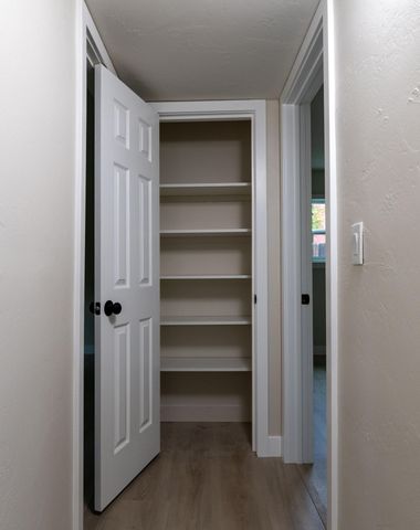 6075 N Selland Avenue, Fresno, CA 93711