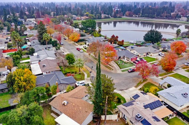 6075 N Selland Avenue, Fresno, CA 93711