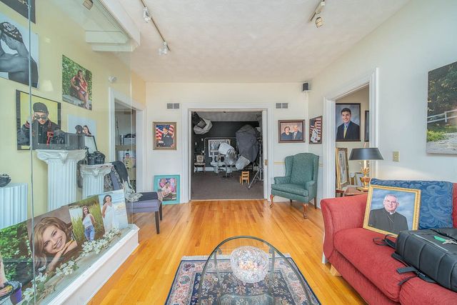 2919 Pawtucket Avenue, East Providence, RI 02915