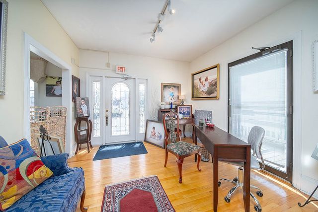 2919 Pawtucket Avenue, East Providence, RI 02915